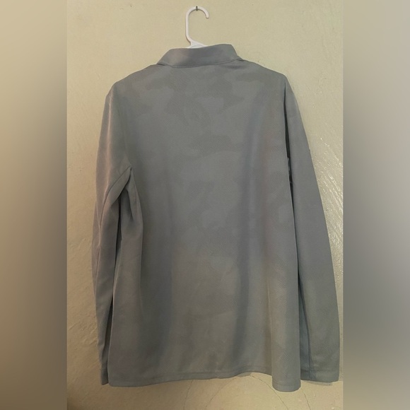 Levelwear Mid layer half zip golf pullover - Picture 2 of 2